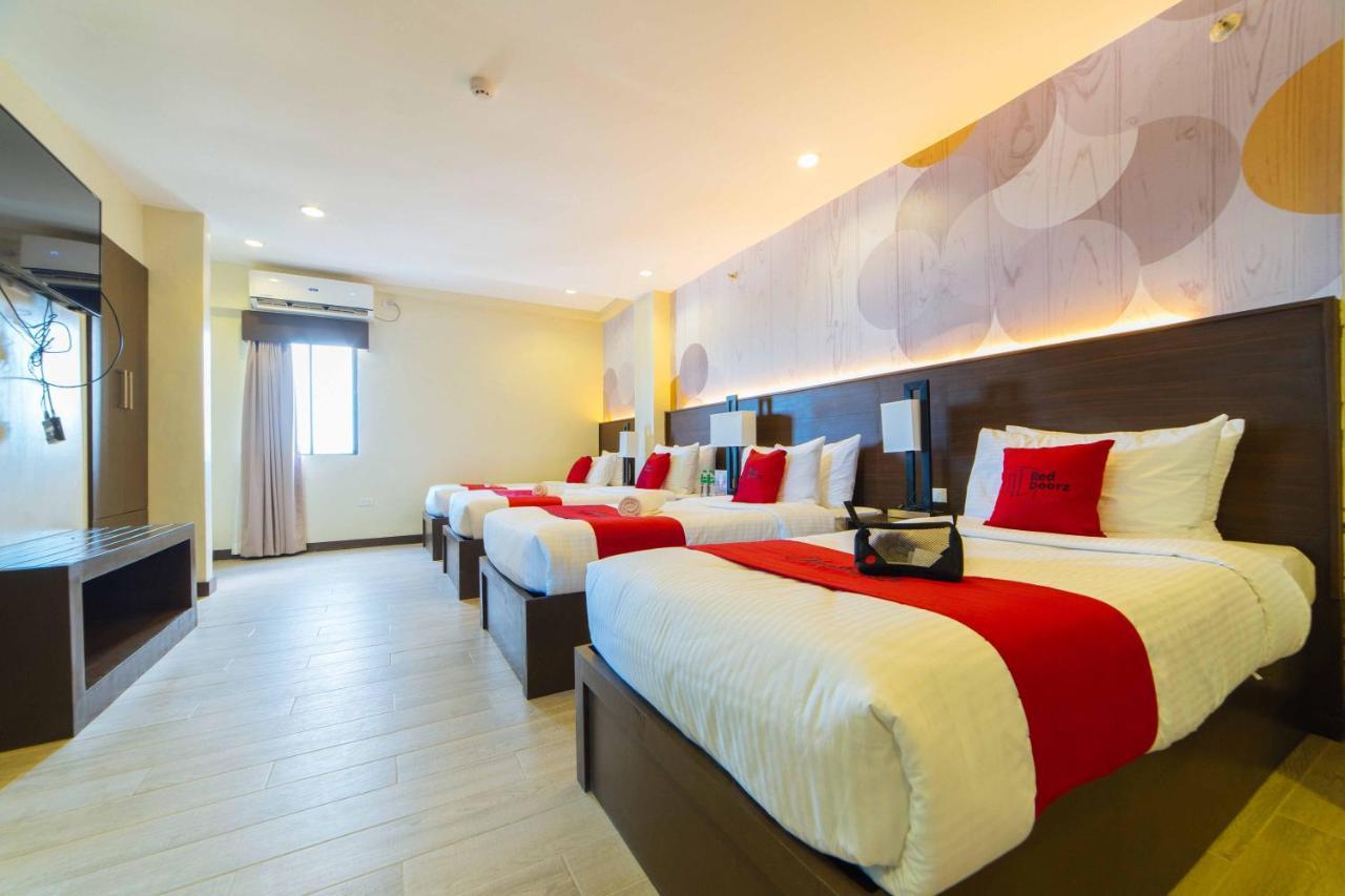 Reddoorz Premium @ Sta Rosa Tagaytay Road Hotel Silang Buitenkant foto