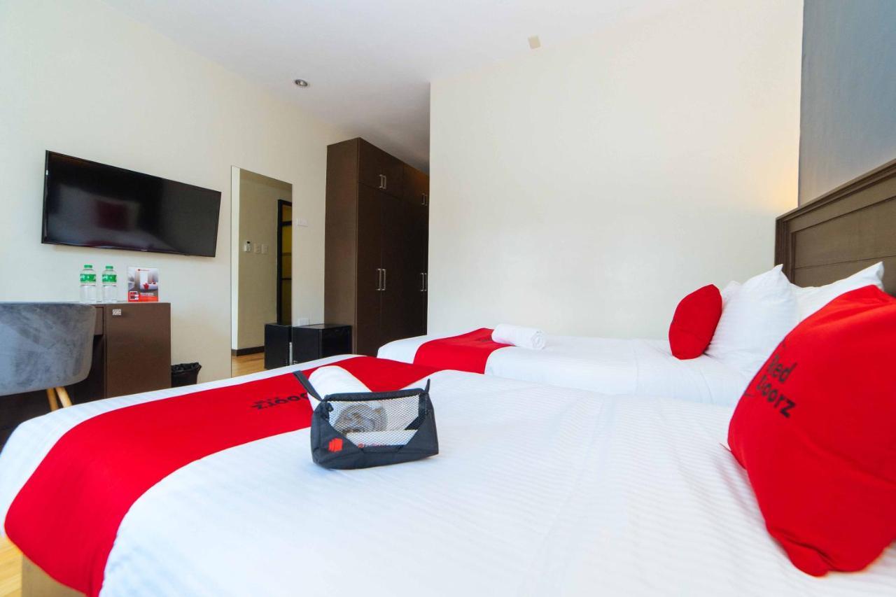 Reddoorz Premium @ Sta Rosa Tagaytay Road Hotel Silang Buitenkant foto