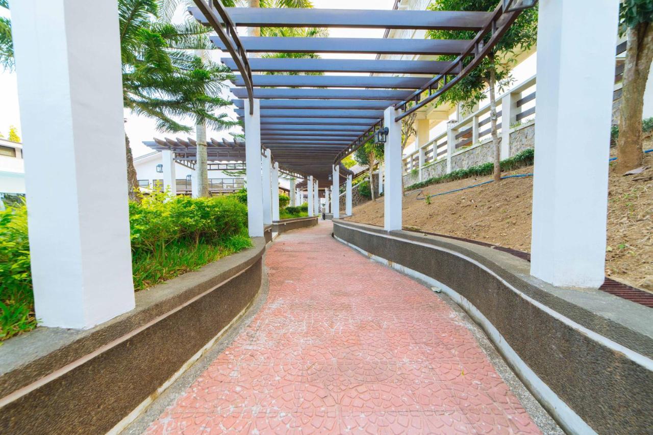 Reddoorz Premium @ Sta Rosa Tagaytay Road Hotel Silang Buitenkant foto