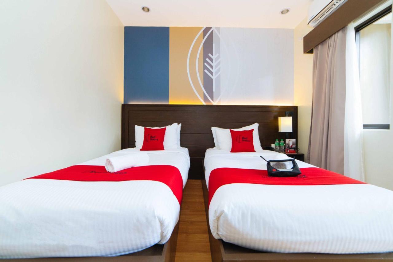 Reddoorz Premium @ Sta Rosa Tagaytay Road Hotel Silang Buitenkant foto