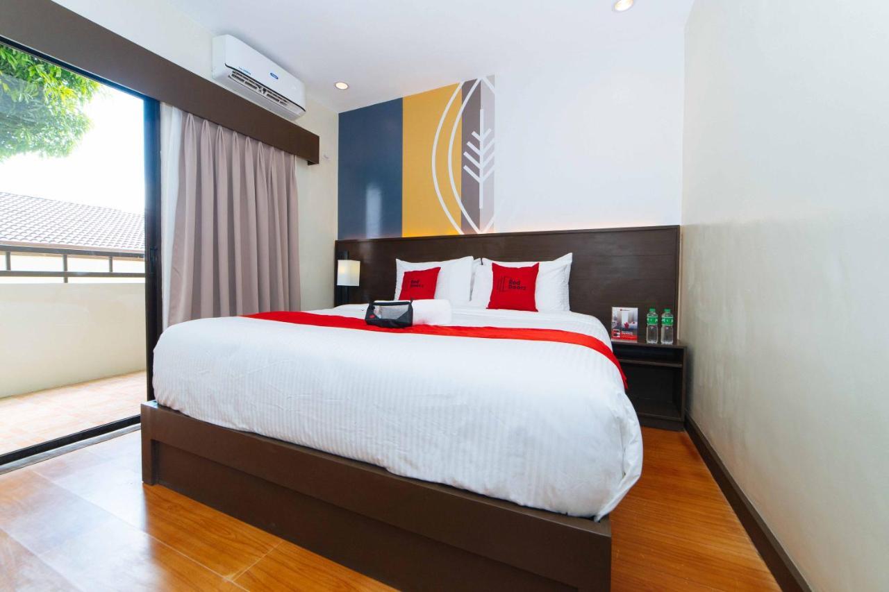 Reddoorz Premium @ Sta Rosa Tagaytay Road Hotel Silang Buitenkant foto